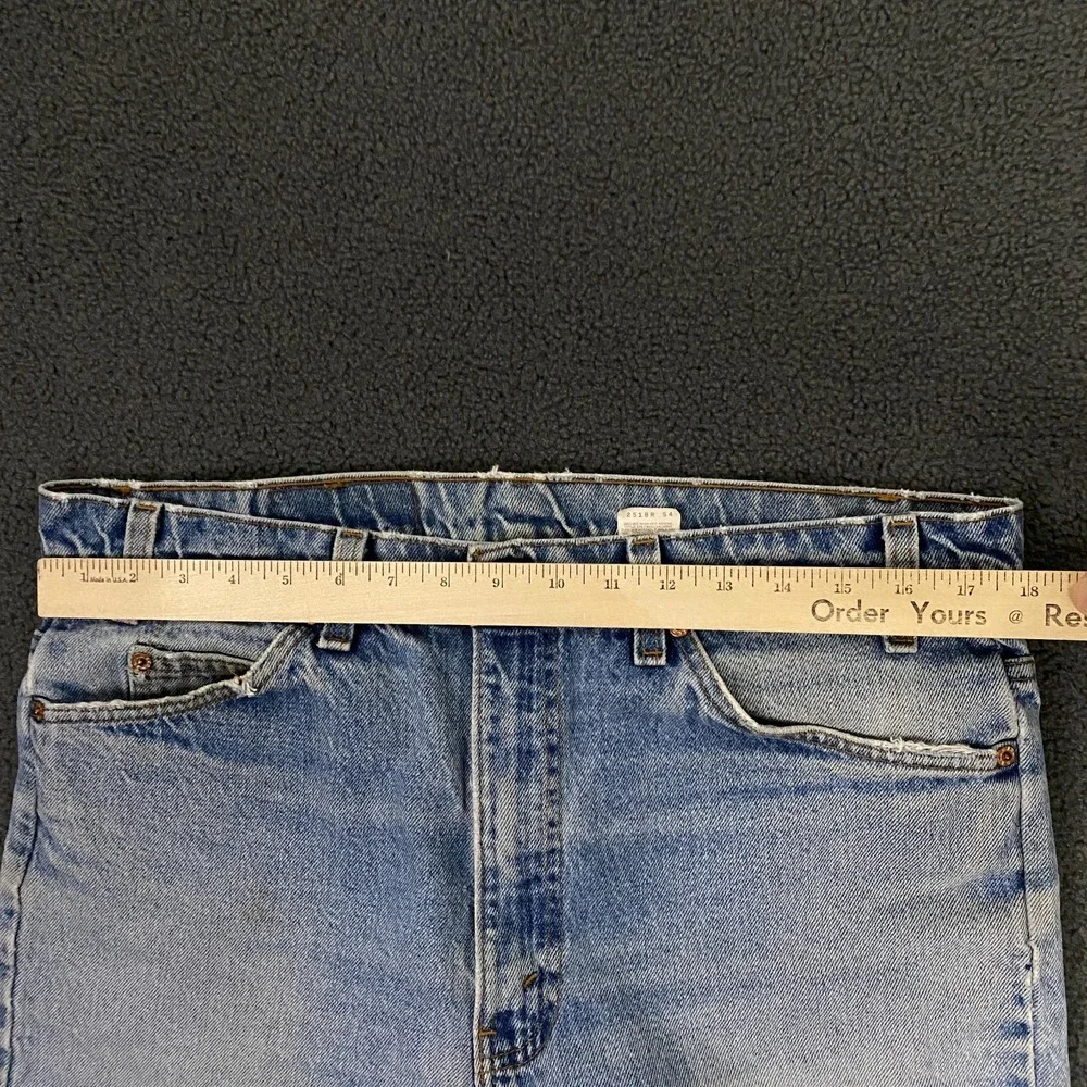 VTG 90s Levis 517 Jeans FITS 36x31 Orang Tab Bootcut Light Wash Blue Distressed